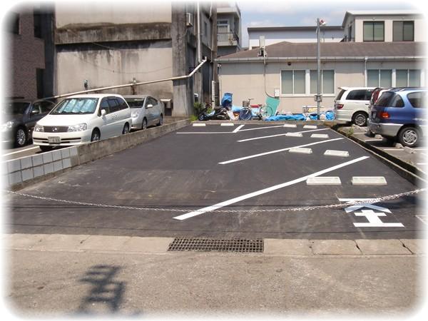 松原町月極駐車場の外観・駐車場イメージ1枚目