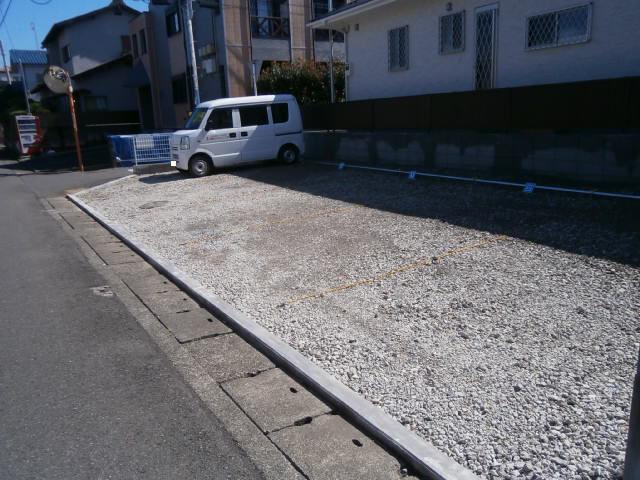 スカイ原駐車場の外観・駐車場イメージ1枚目