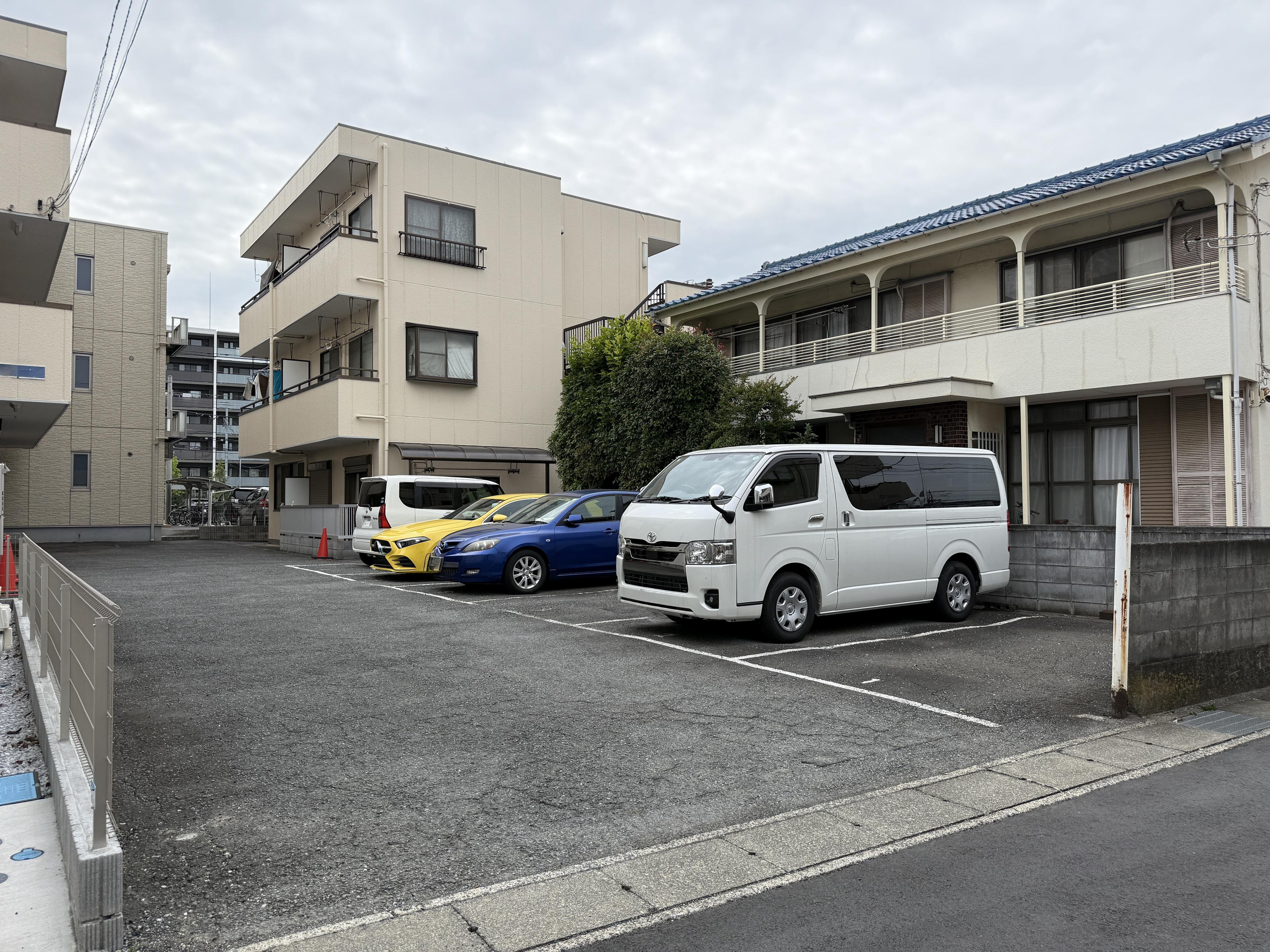 リバーサイドハラ駐車場の外観・駐車場イメージ1枚目