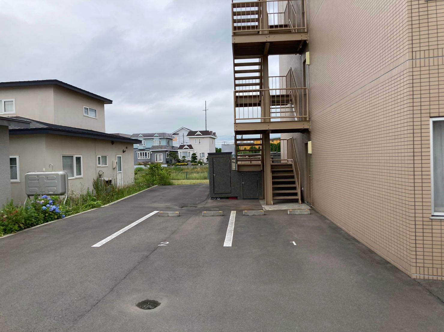 学生会館 ユニエトワール函館（駐車場）の外観・駐車場イメージ2枚目