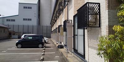 小松(28711)の外観・駐車場イメージ1枚目