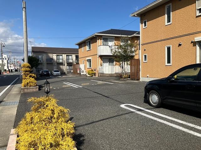 FKアンファミーユ駐車場の外観・駐車場イメージ1枚目