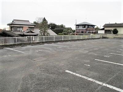 ルミエール２(16338)の外観・駐車場イメージ1枚目