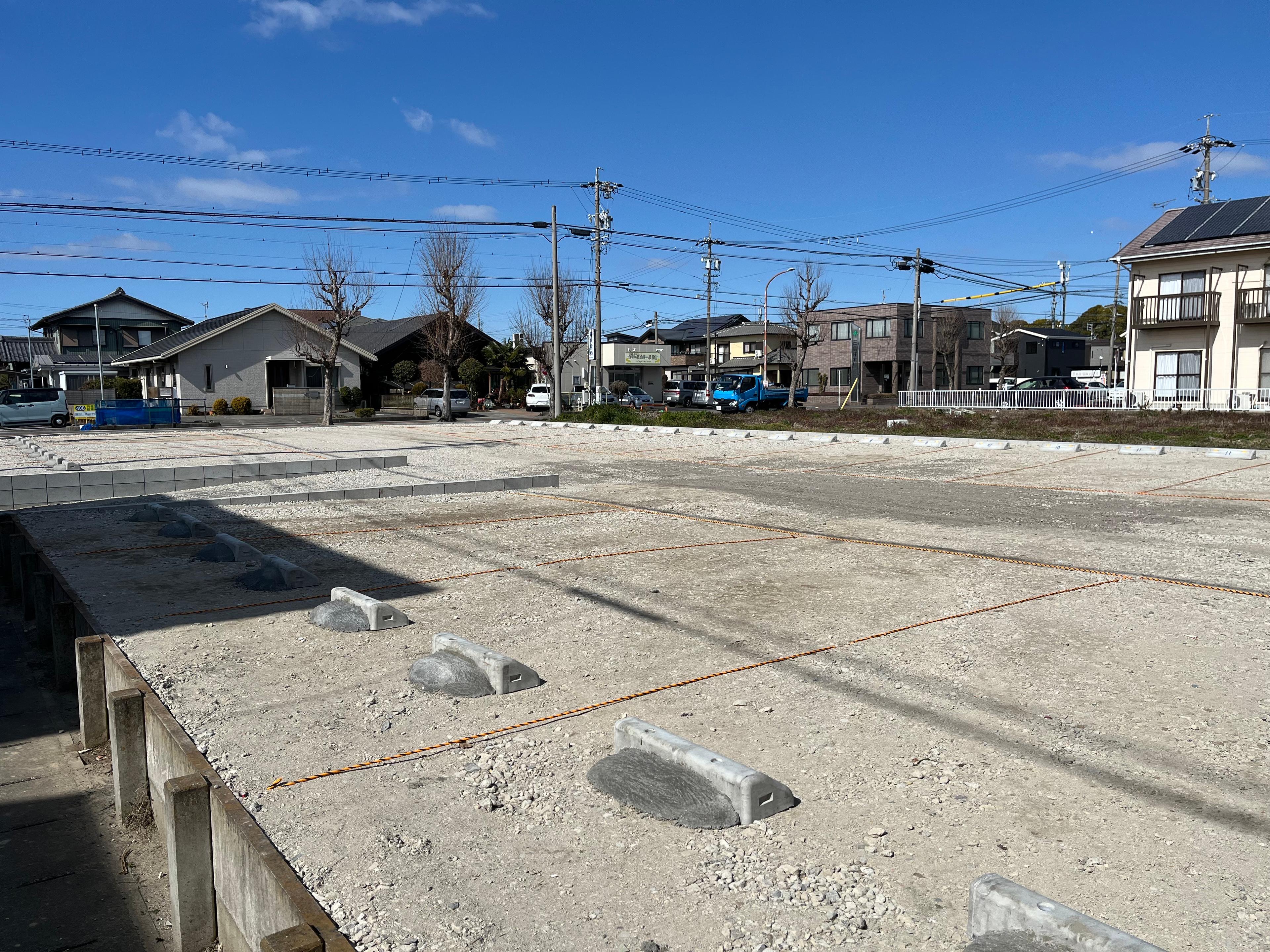 岩倉-410の外観・駐車場イメージ2枚目