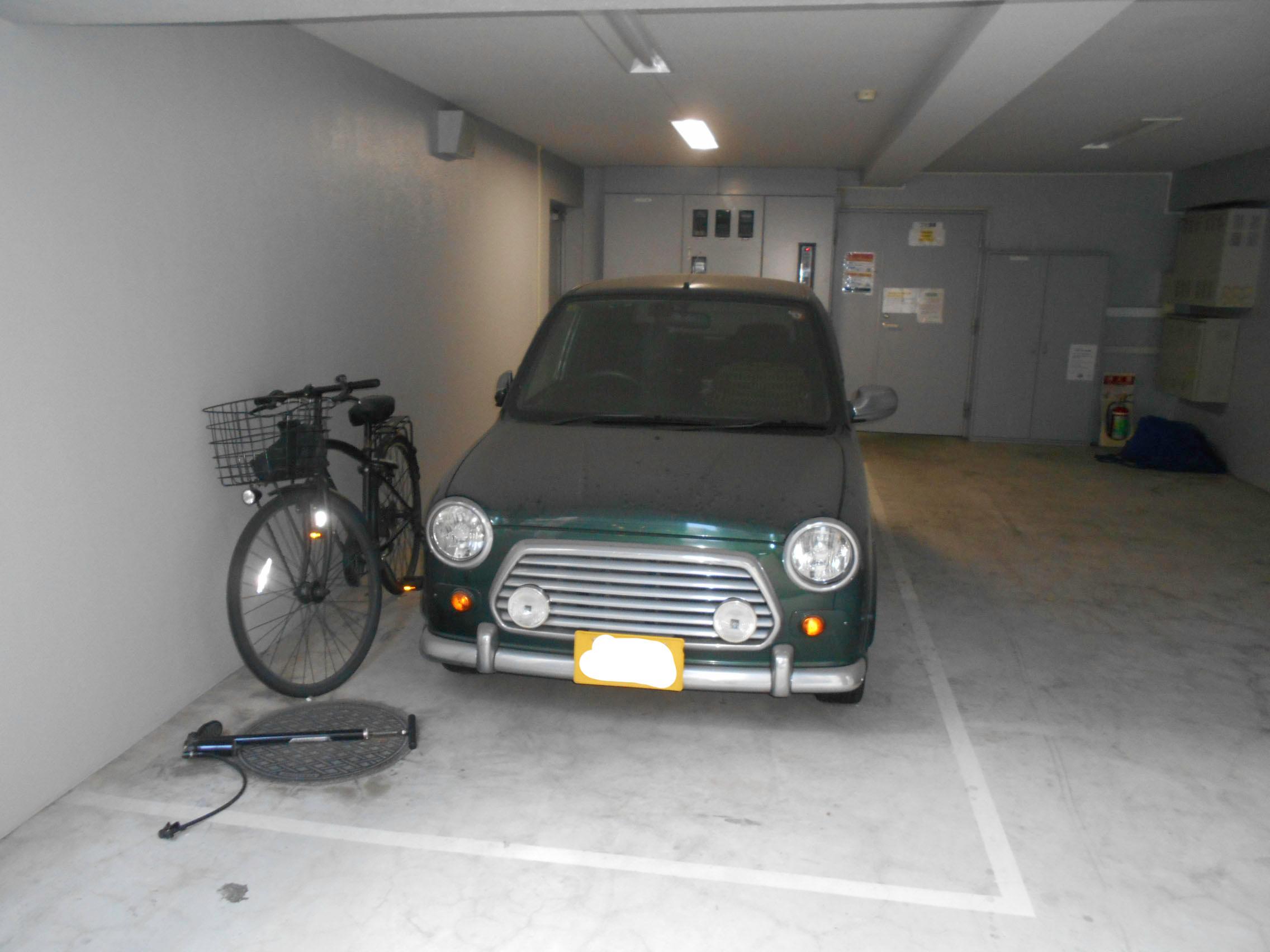 スカイコート神田の外観・駐車場イメージ1枚目
