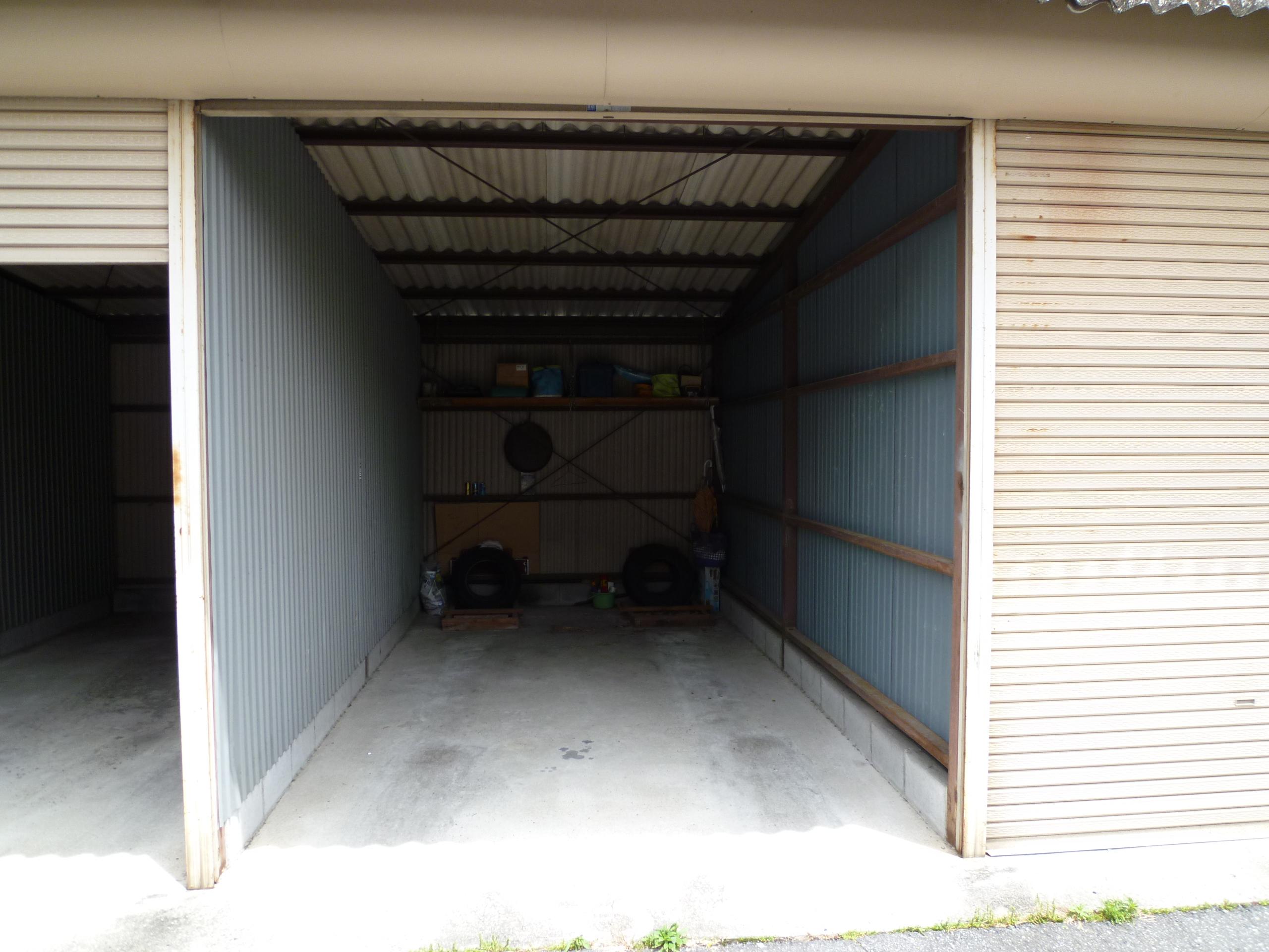 西鹿沢ガレージの外観・駐車場イメージ3枚目