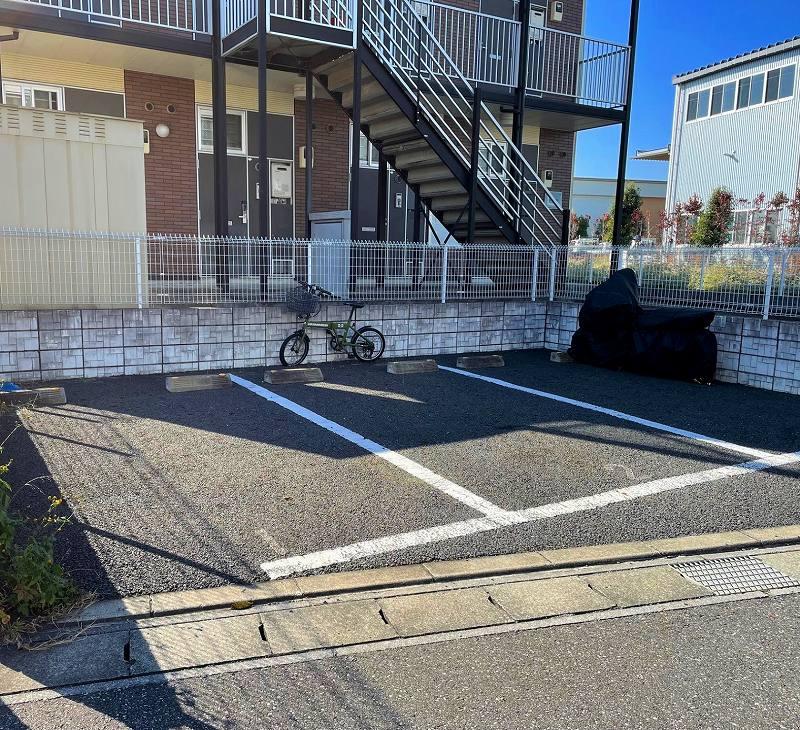 エターナルⅡ(43486)の外観・駐車場イメージ1枚目