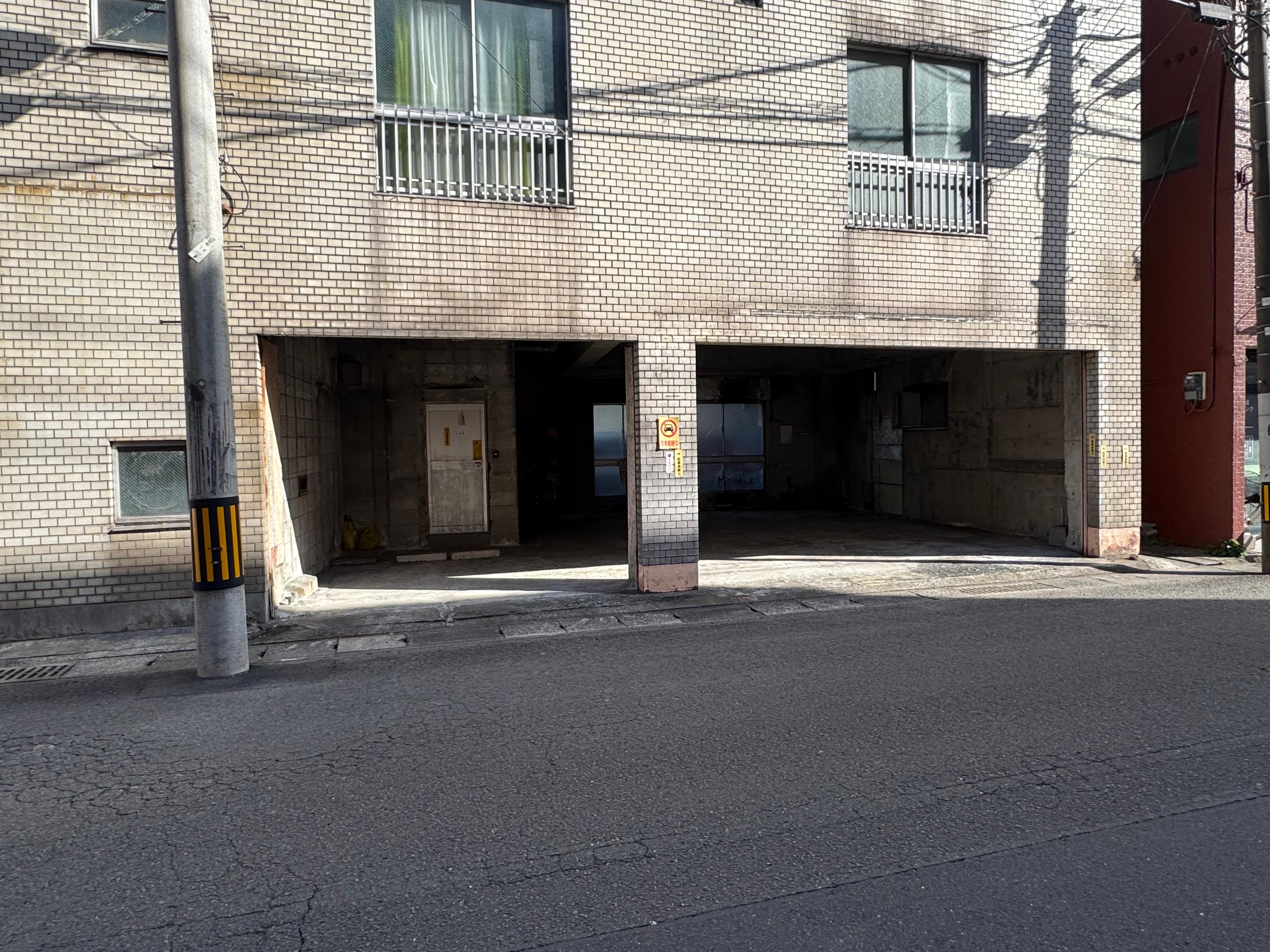 白川ビル駐車場の外観・駐車場イメージ1枚目