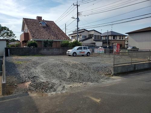 三浦月極駐車場の外観・駐車場イメージ2枚目