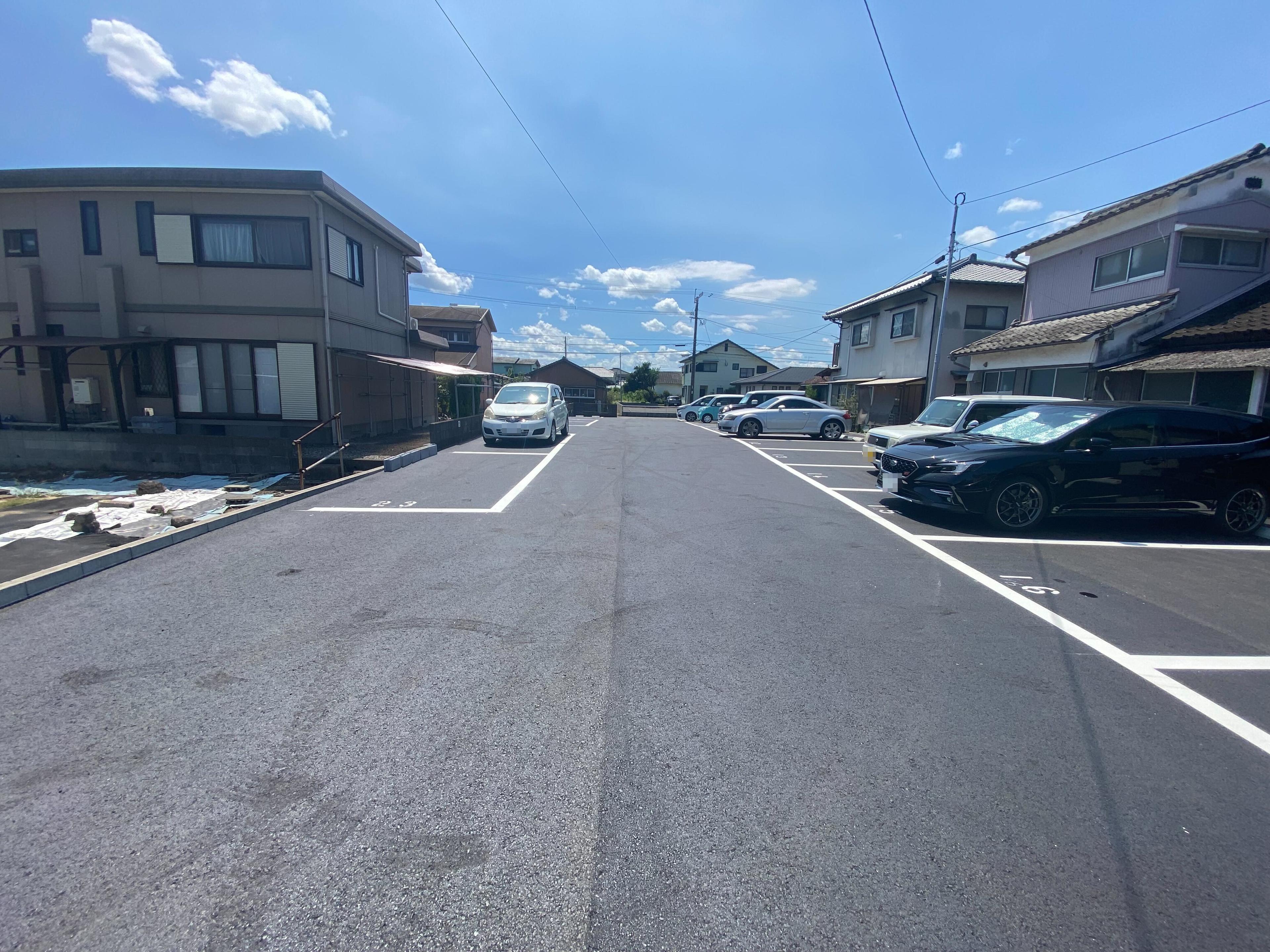 小中島月極駐車場の外観・駐車場イメージ1枚目