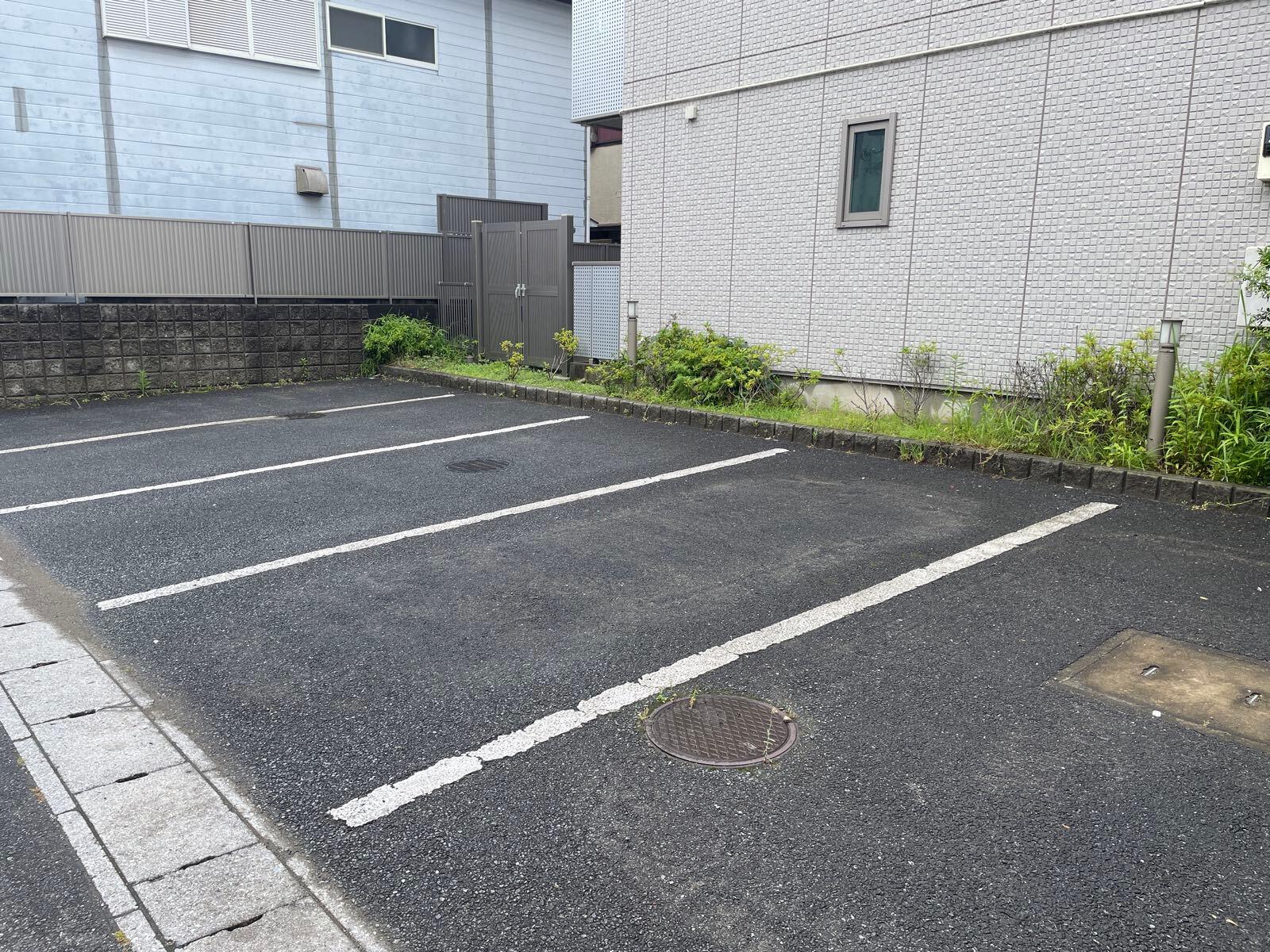 ルミエール二子の外観・駐車場イメージ2枚目