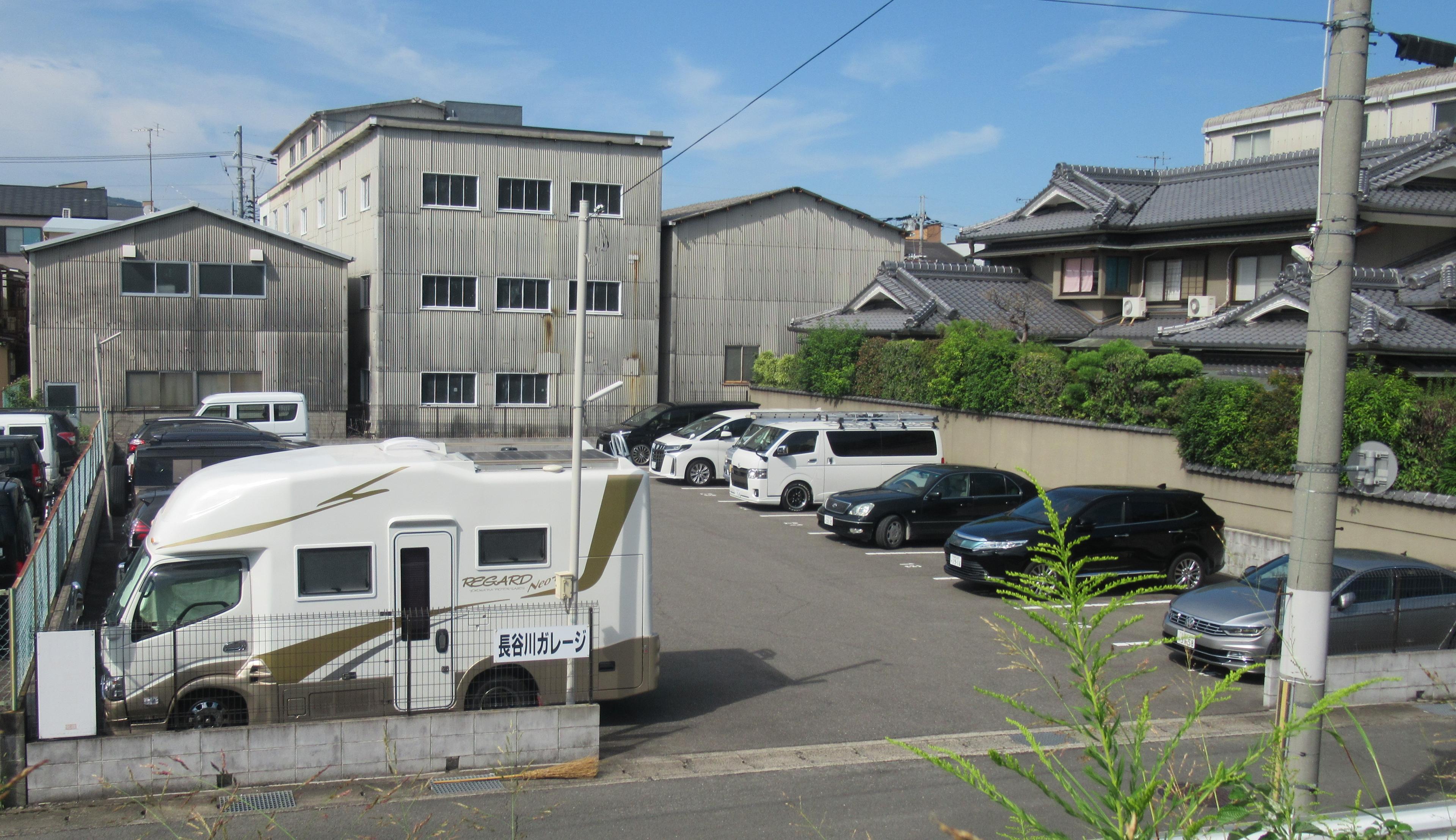 長谷川ガレージの外観・駐車場イメージ1枚目