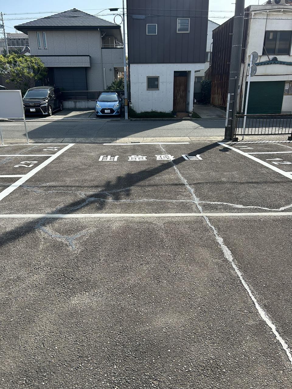 十六町２丁目第３の外観・駐車場イメージ2枚目