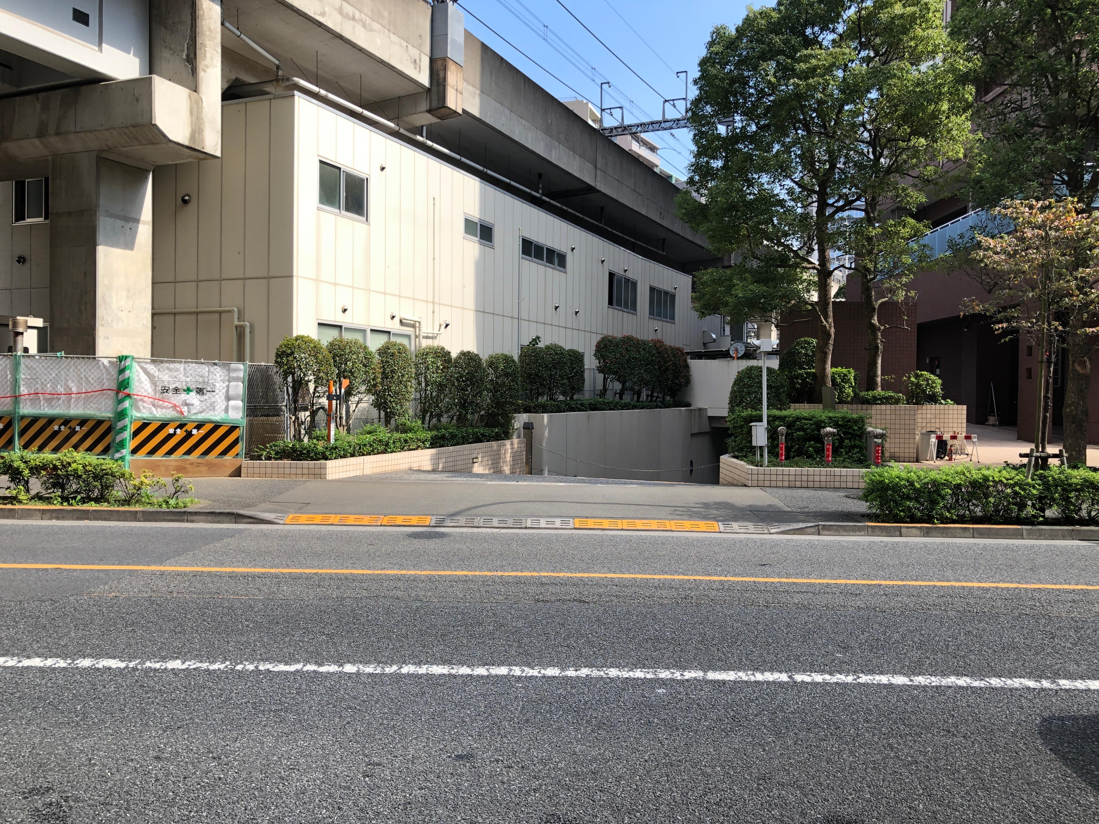 ﾗｲｵﾝｽﾞｽﾃｰｼﾞ府中シティタワーの外観・駐車場イメージ2枚目