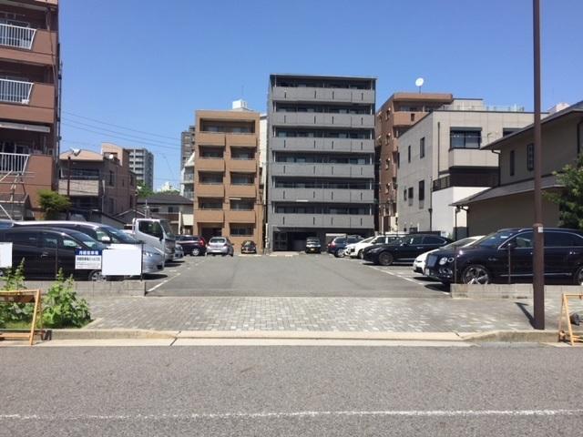 FK布池月極駐車場の外観・駐車場イメージ1枚目