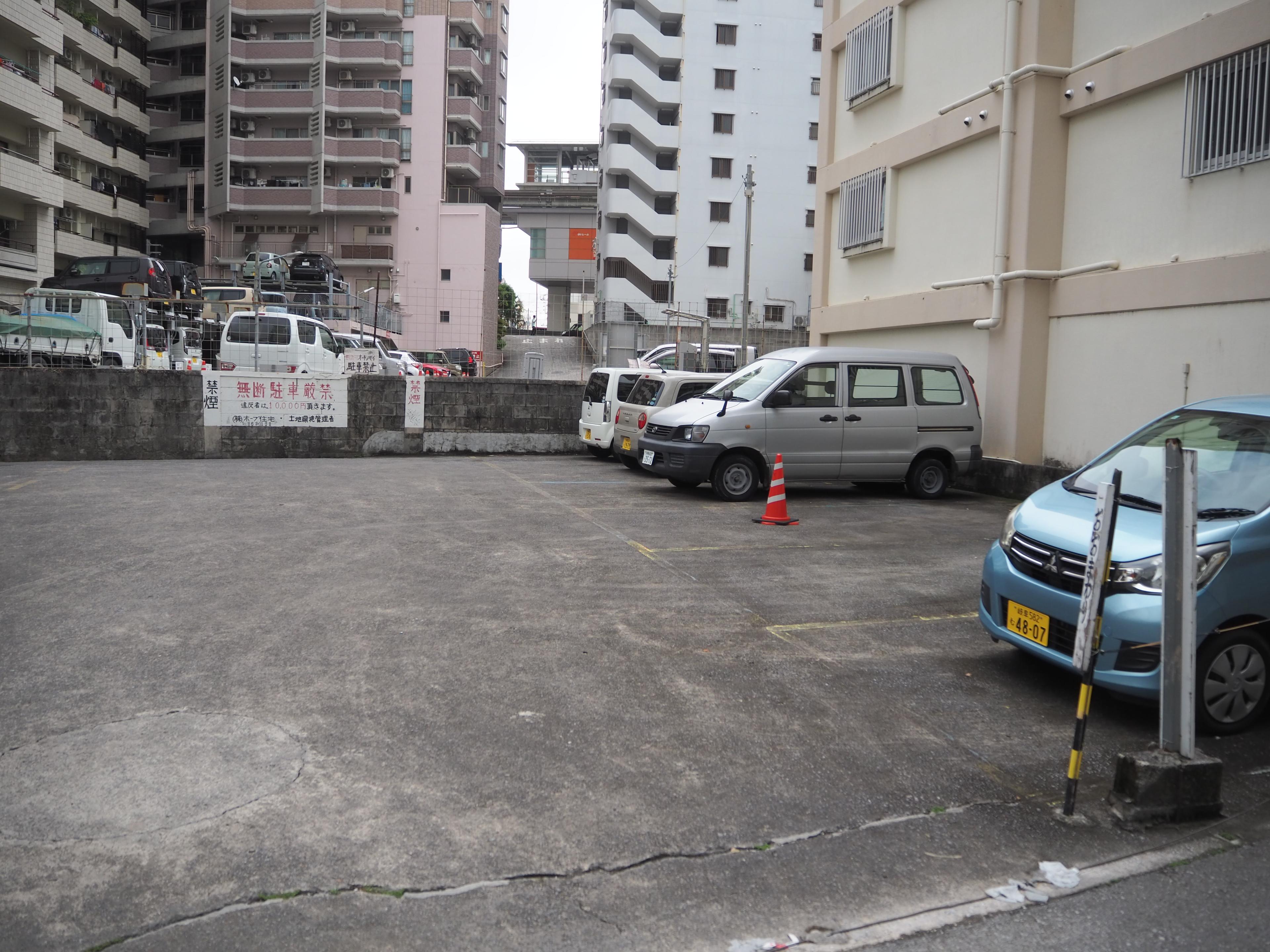 栄広駐車場（又吉）の外観・駐車場イメージ2枚目