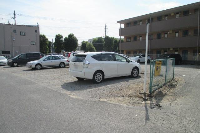 池沢第二駐車場の外観・駐車場イメージ2枚目