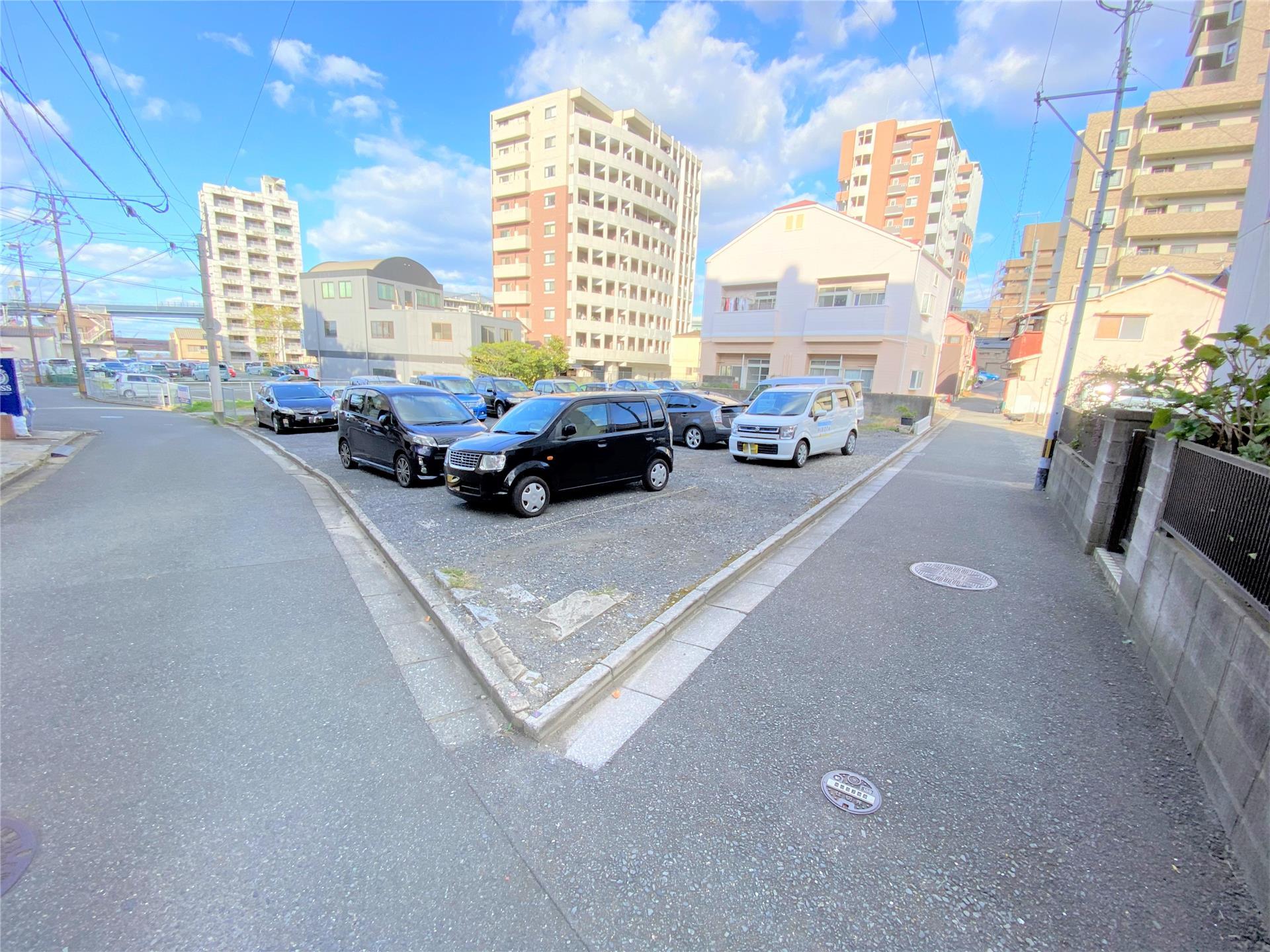 春の町4丁目藤田パーキングの外観・駐車場イメージ2枚目