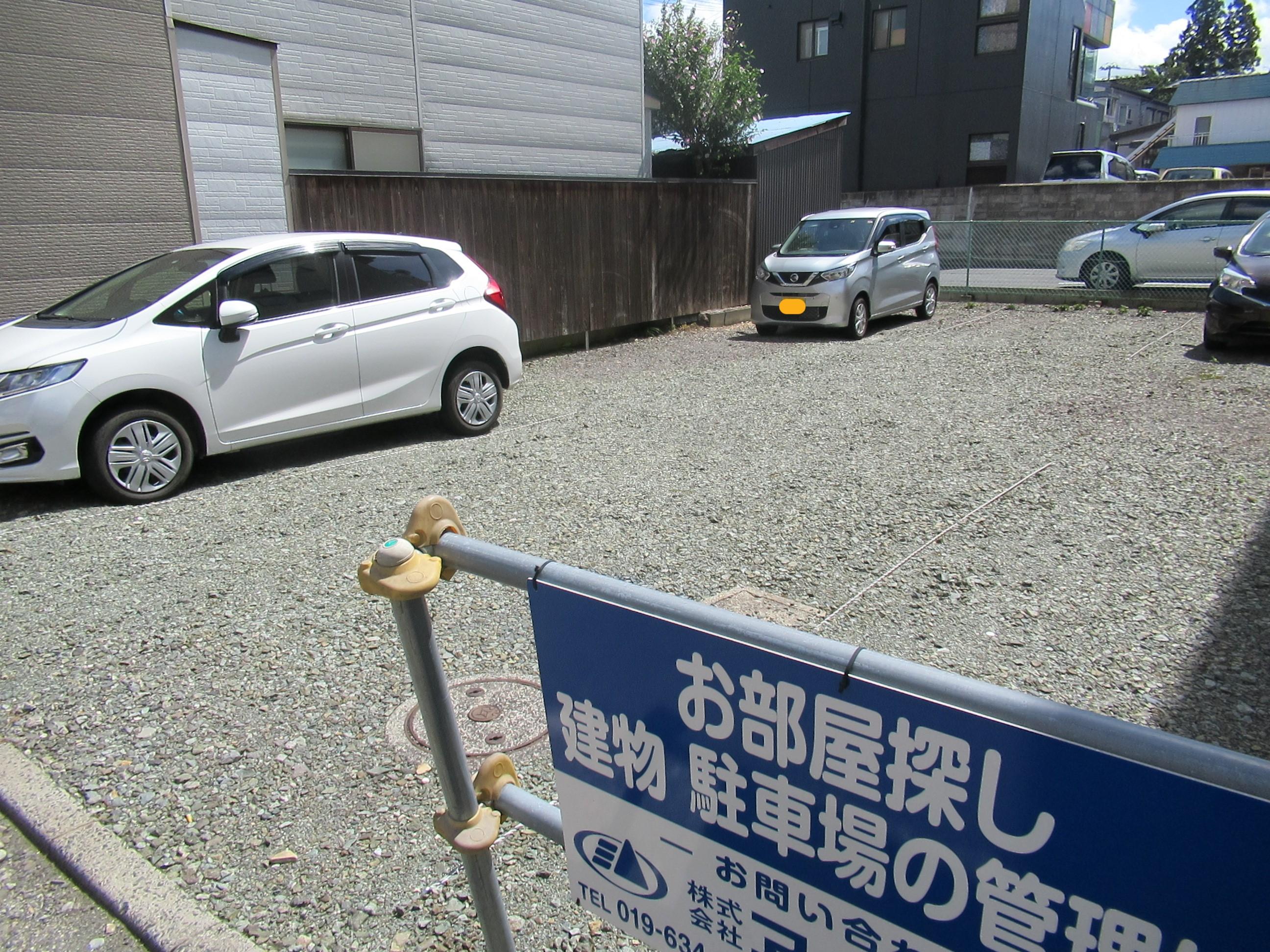 中の橋高橋様駐車場の外観・駐車場イメージ1枚目