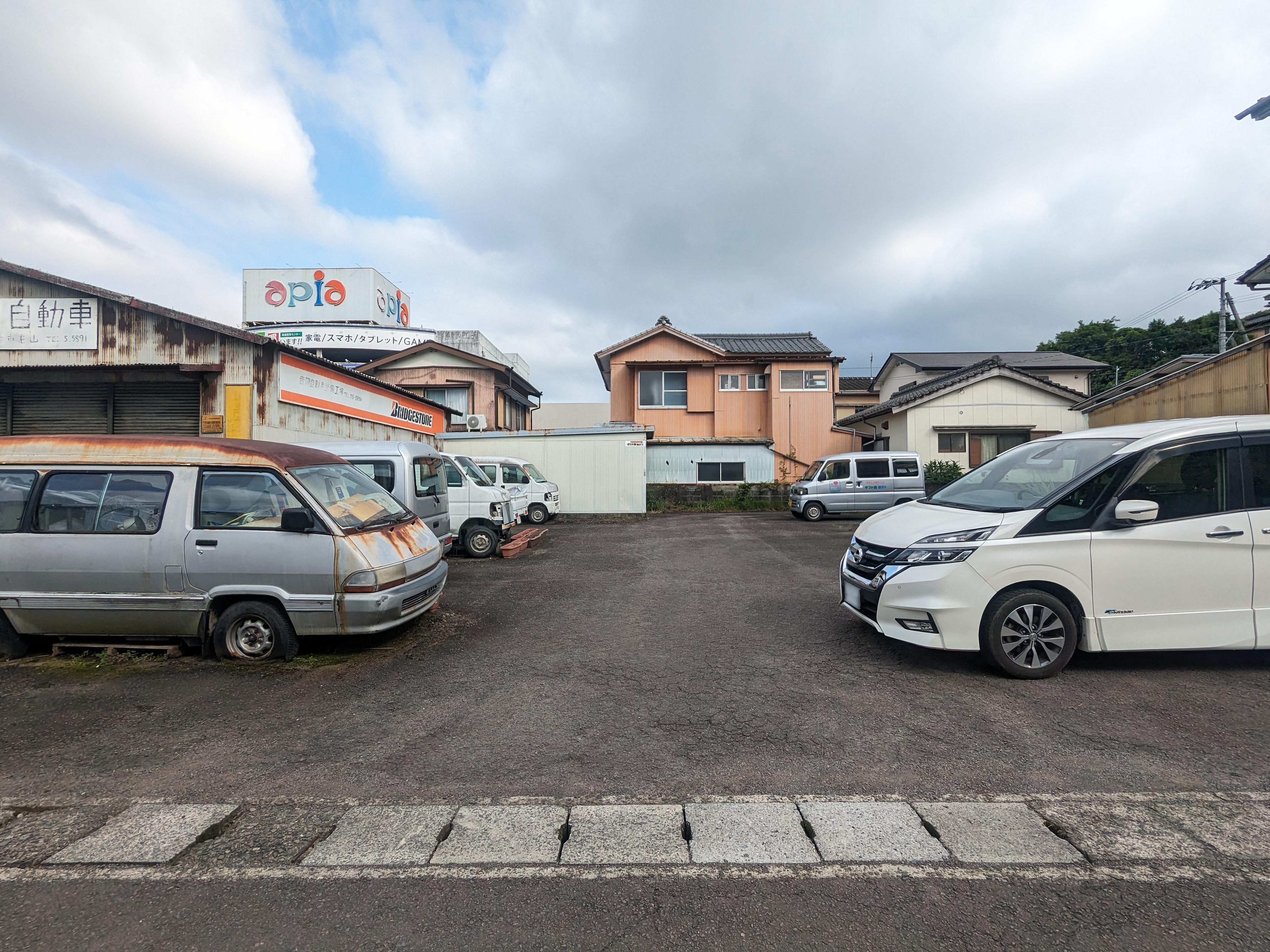 右山五月町青空駐車場の外観・駐車場イメージ1枚目