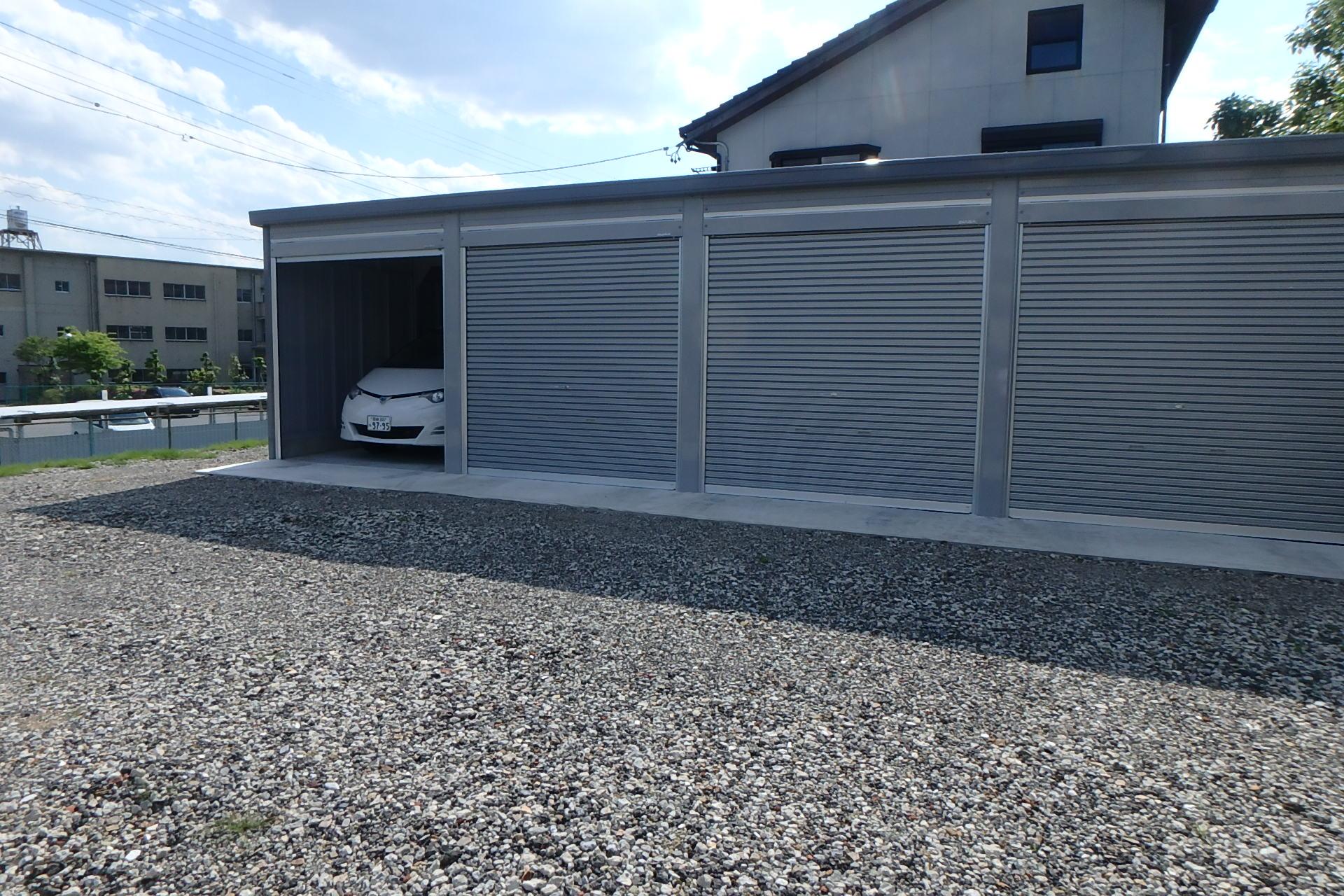 TAROガレージの外観・駐車場イメージ2枚目