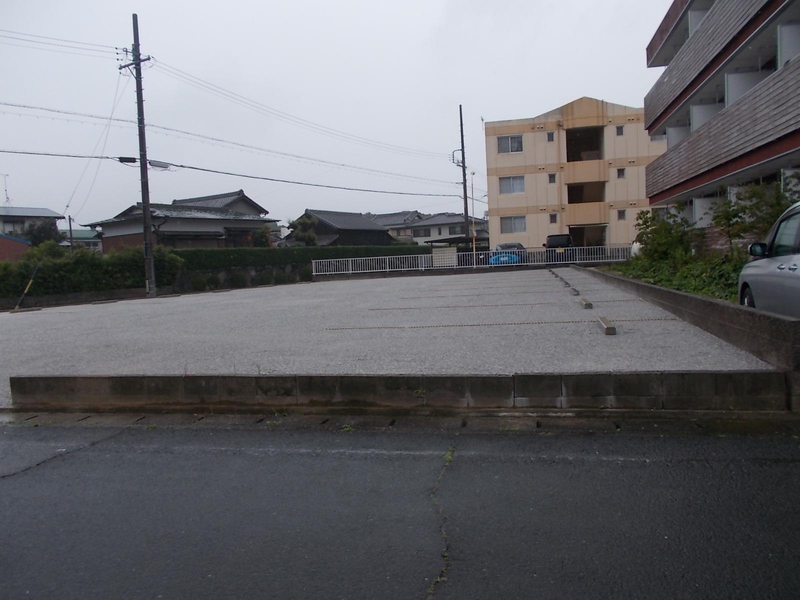 平川本町パーキングの外観・駐車場イメージ1枚目