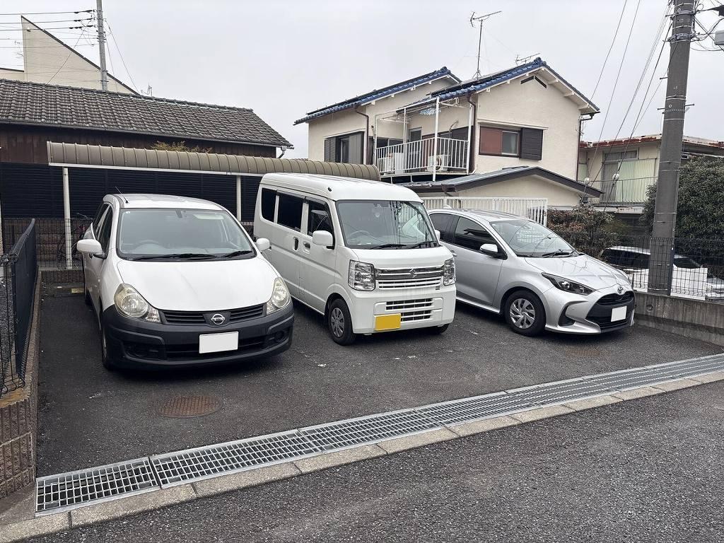 エヌ　ファミール(33084)の外観・駐車場イメージ1枚目
