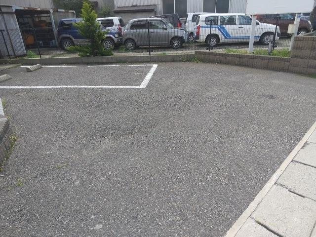 柳都(30443)の外観・駐車場イメージ1枚目