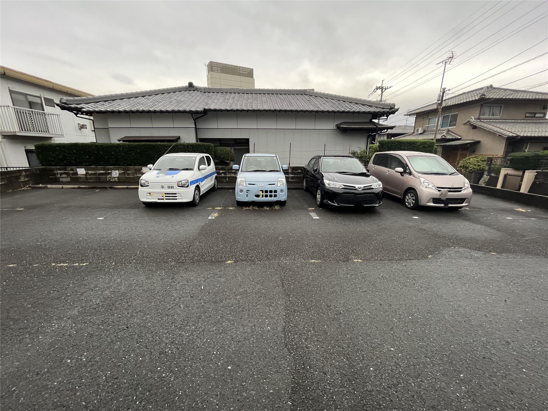 日吉台福岡駐車場の外観・駐車場イメージ2枚目