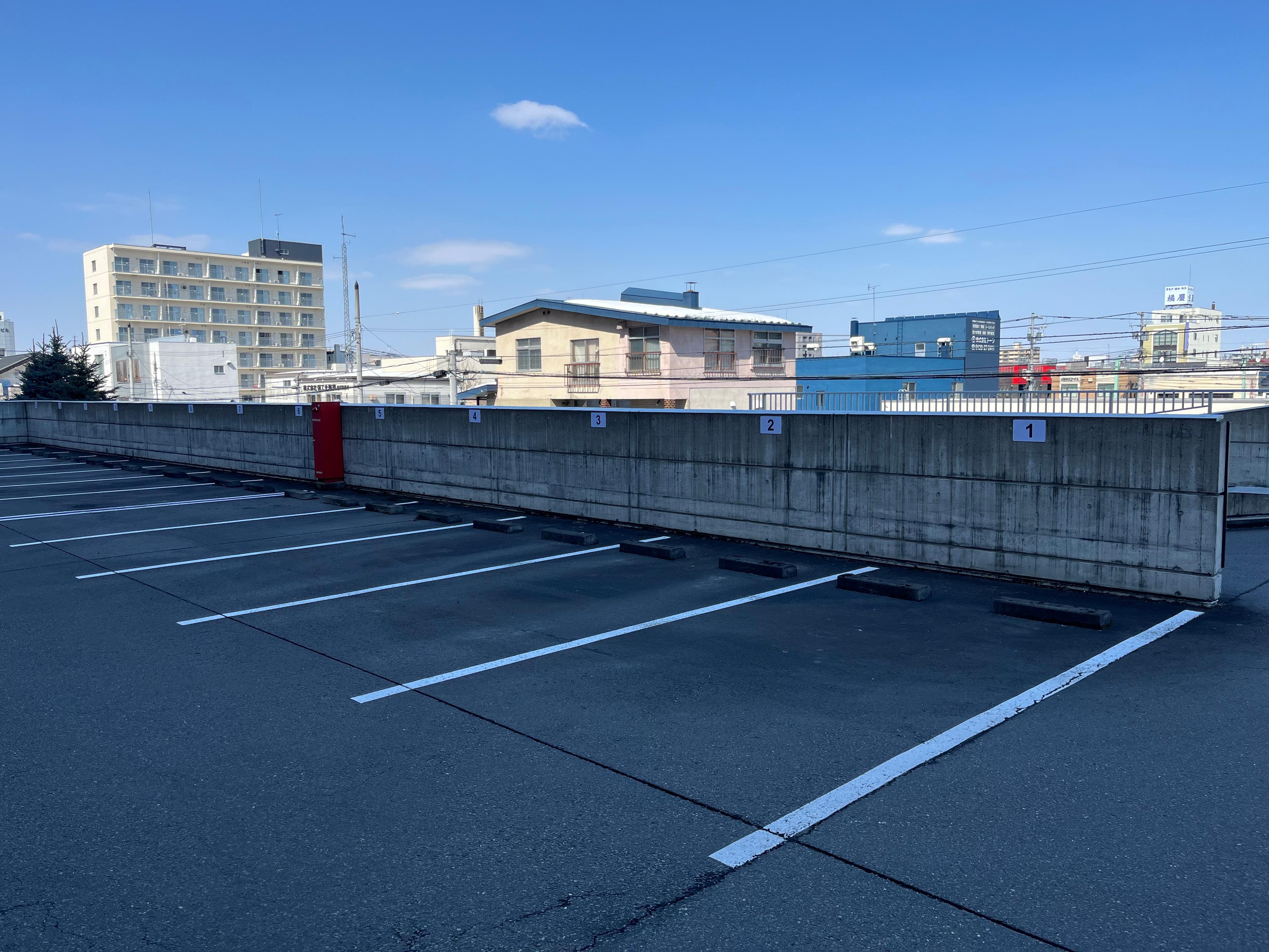 旭川市宮下通４丁目駐車場の外観・駐車場イメージ2枚目