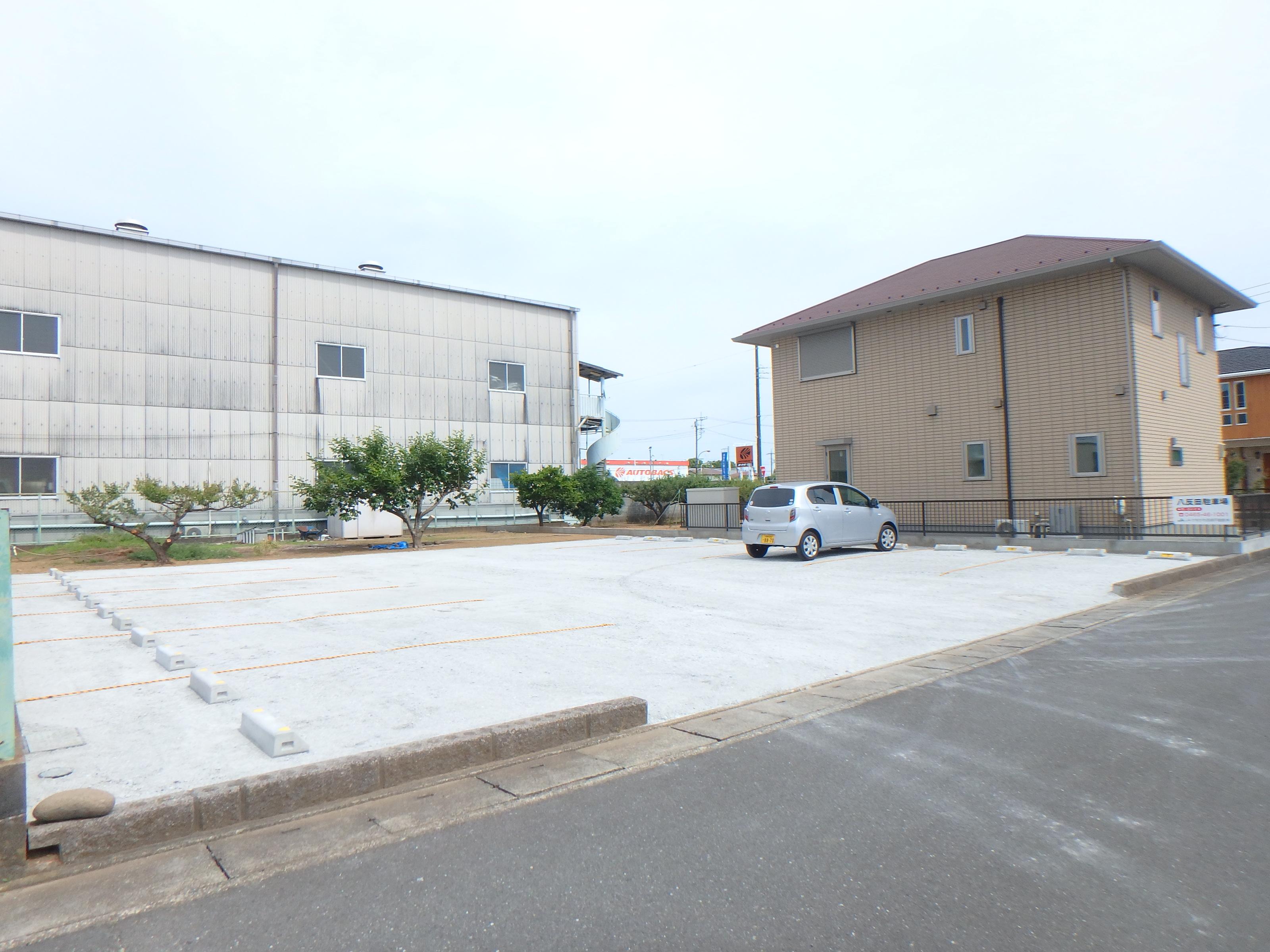 八反田駐車場の外観・駐車場イメージ1枚目