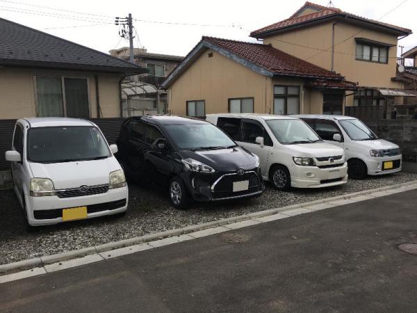 ホットハウス石垣町パーキングの外観・駐車場イメージ2枚目