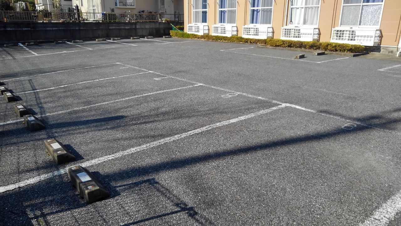 ウエステン(12500)の外観・駐車場イメージ1枚目