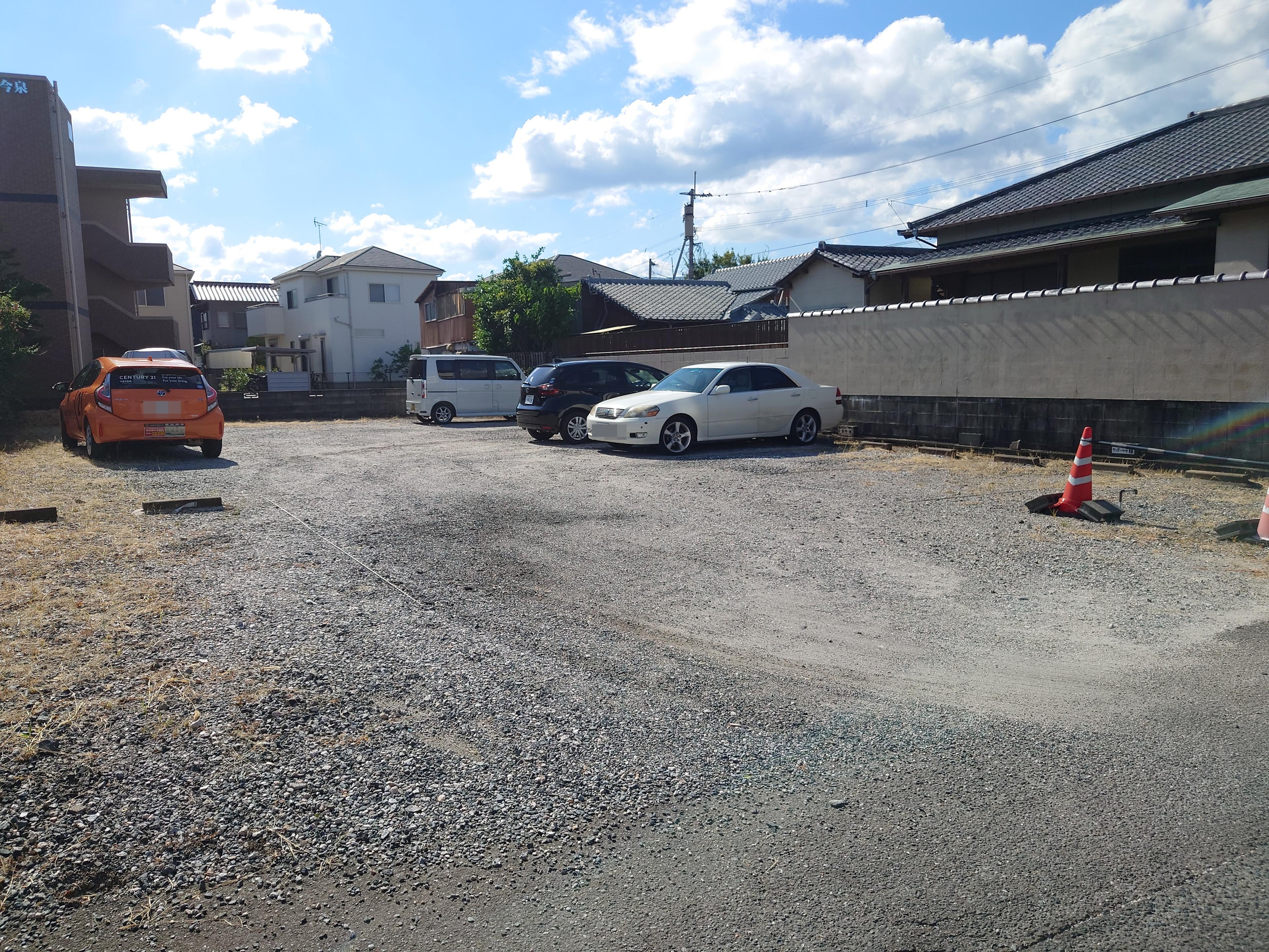篠原駐車場の外観・駐車場イメージ1枚目