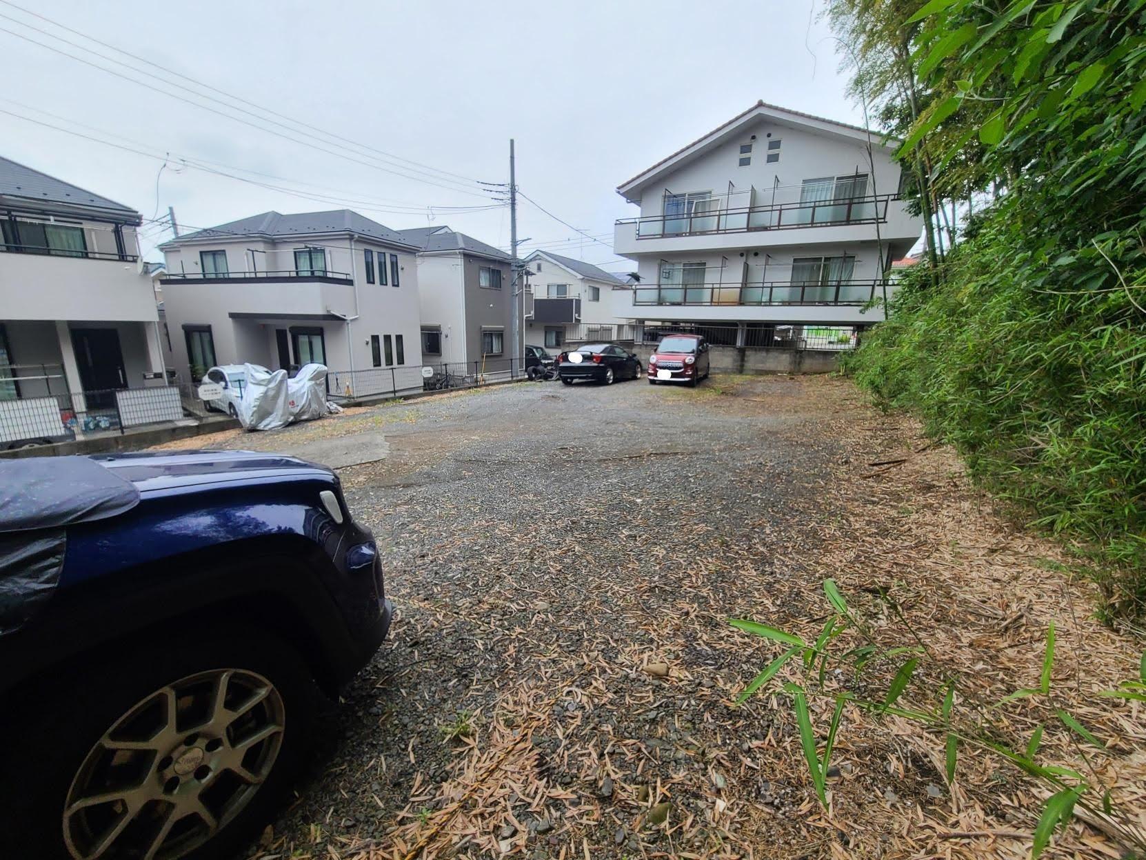 山本駐車場の外観・駐車場イメージ2枚目