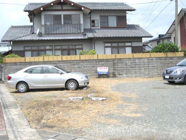 立山駐車場の外観・駐車場イメージ1枚目
