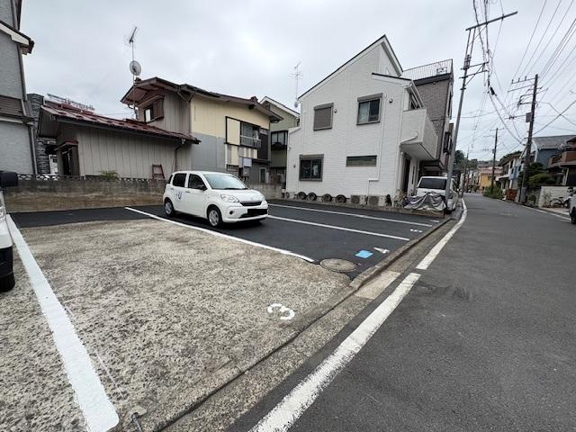 井土ケ谷上町駐車場（1区画2台駐車可能）の外観・駐車場イメージ2枚目