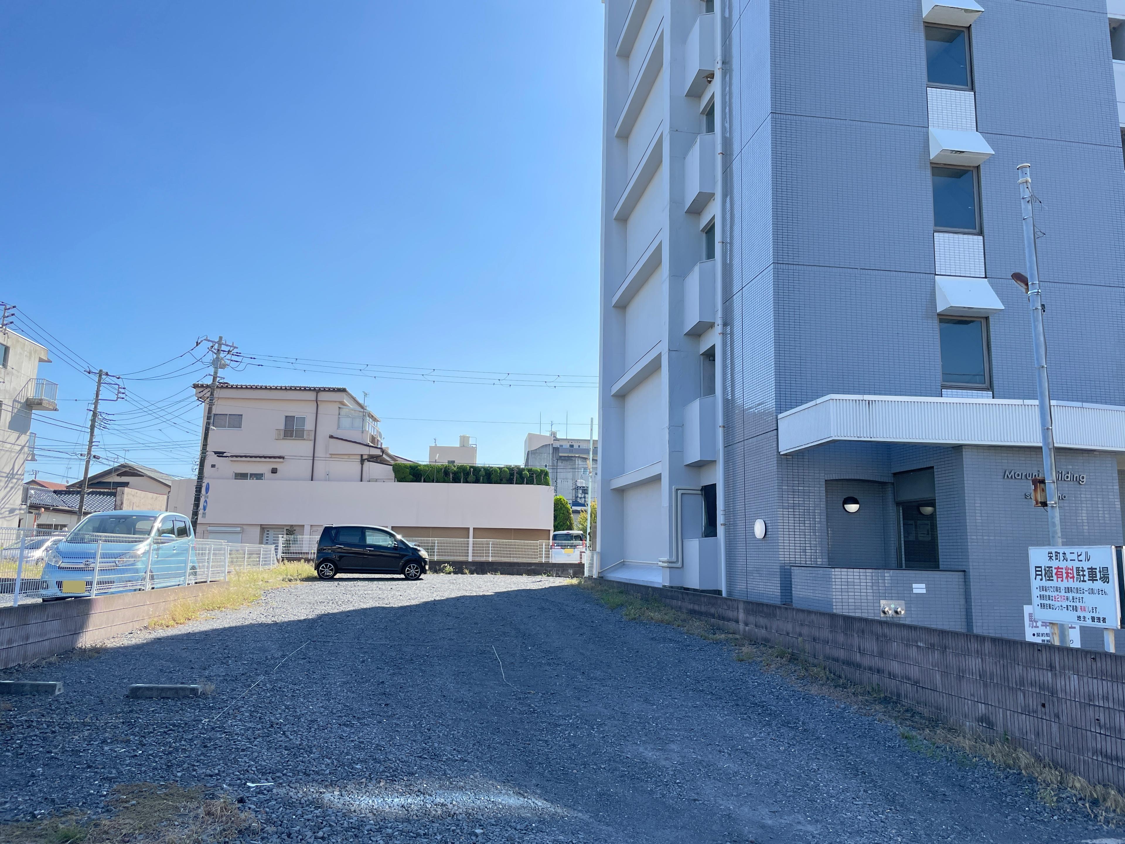 栄町丸二ビル駐車場の外観・駐車場イメージ3枚目