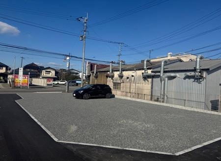 小郡中町月極駐車場の外観・駐車場イメージ1枚目