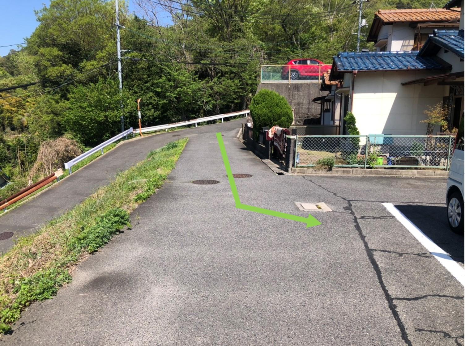 大上ガレージ（下の段）の外観・駐車場イメージ3枚目