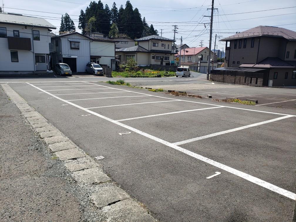 川喜駐車場2の外観・駐車場イメージ2枚目
