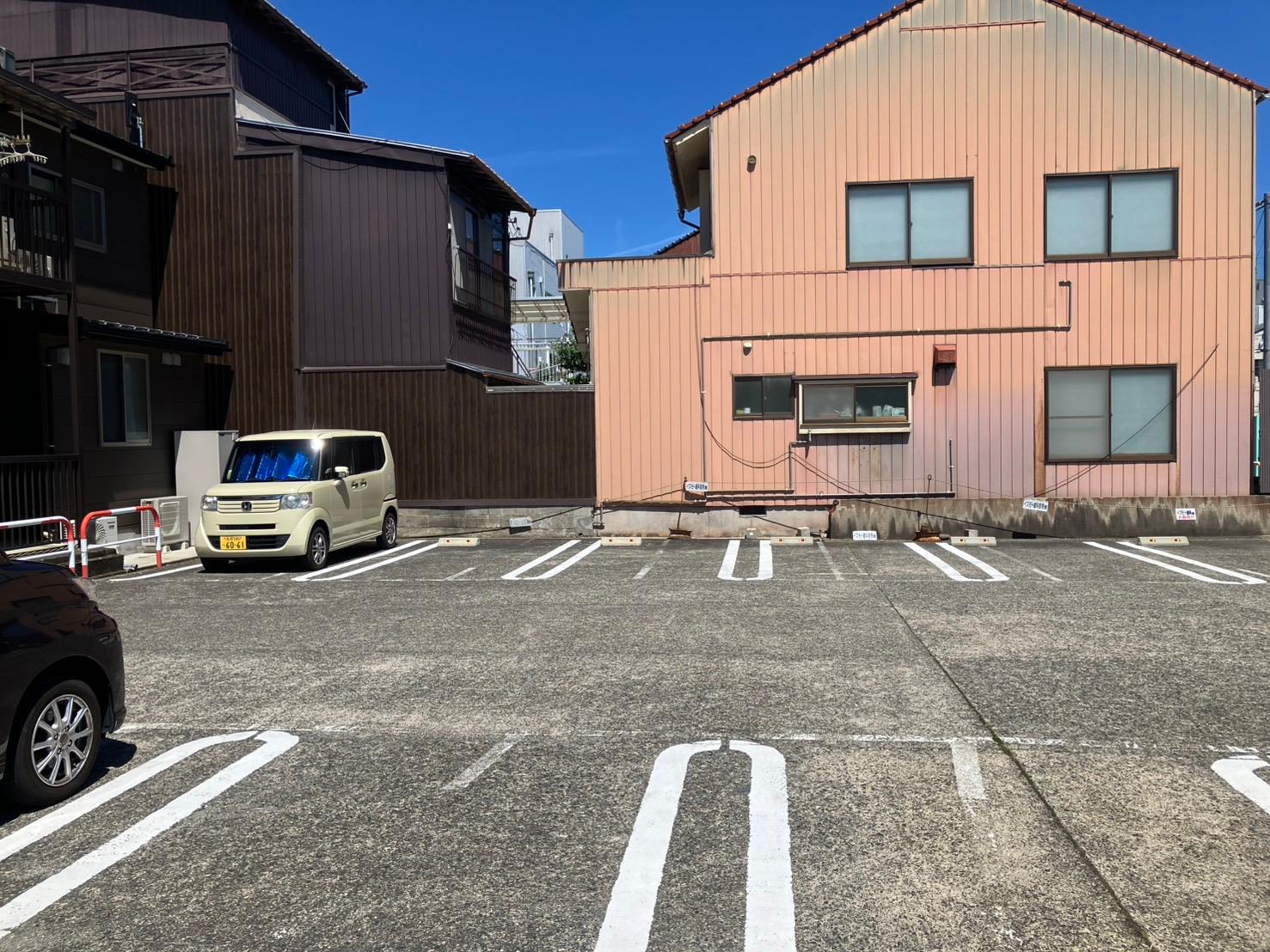 鳥タク若桜街道駐車場の外観・駐車場イメージ2枚目