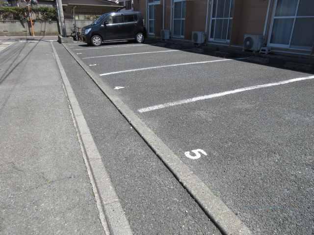 ビアンカ(17603)の外観・駐車場イメージ1枚目