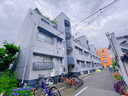 リアライズ平野本町の駐車場