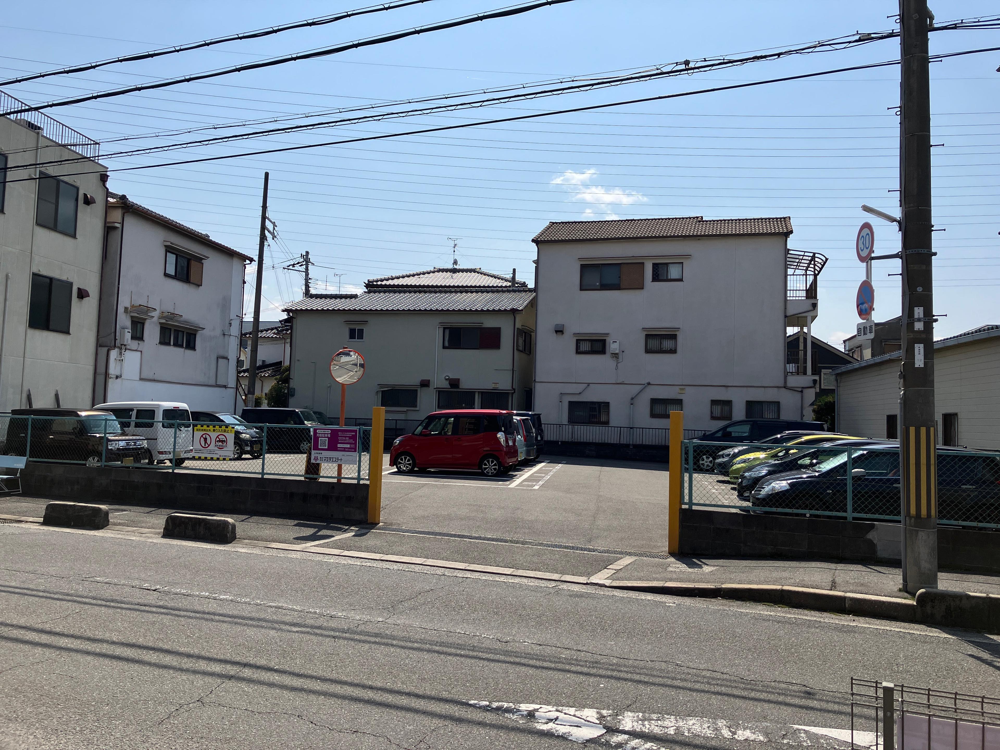 土井駐車場の外観・駐車場イメージ1枚目