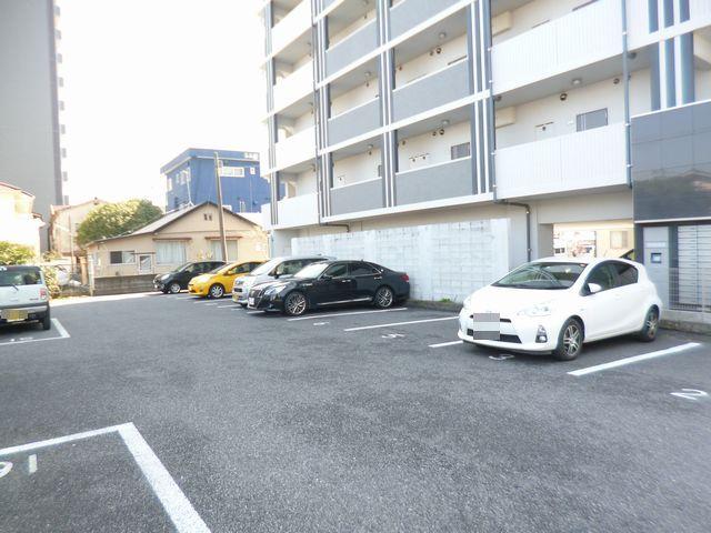 岩本第1駐車場の外観・駐車場イメージ2枚目