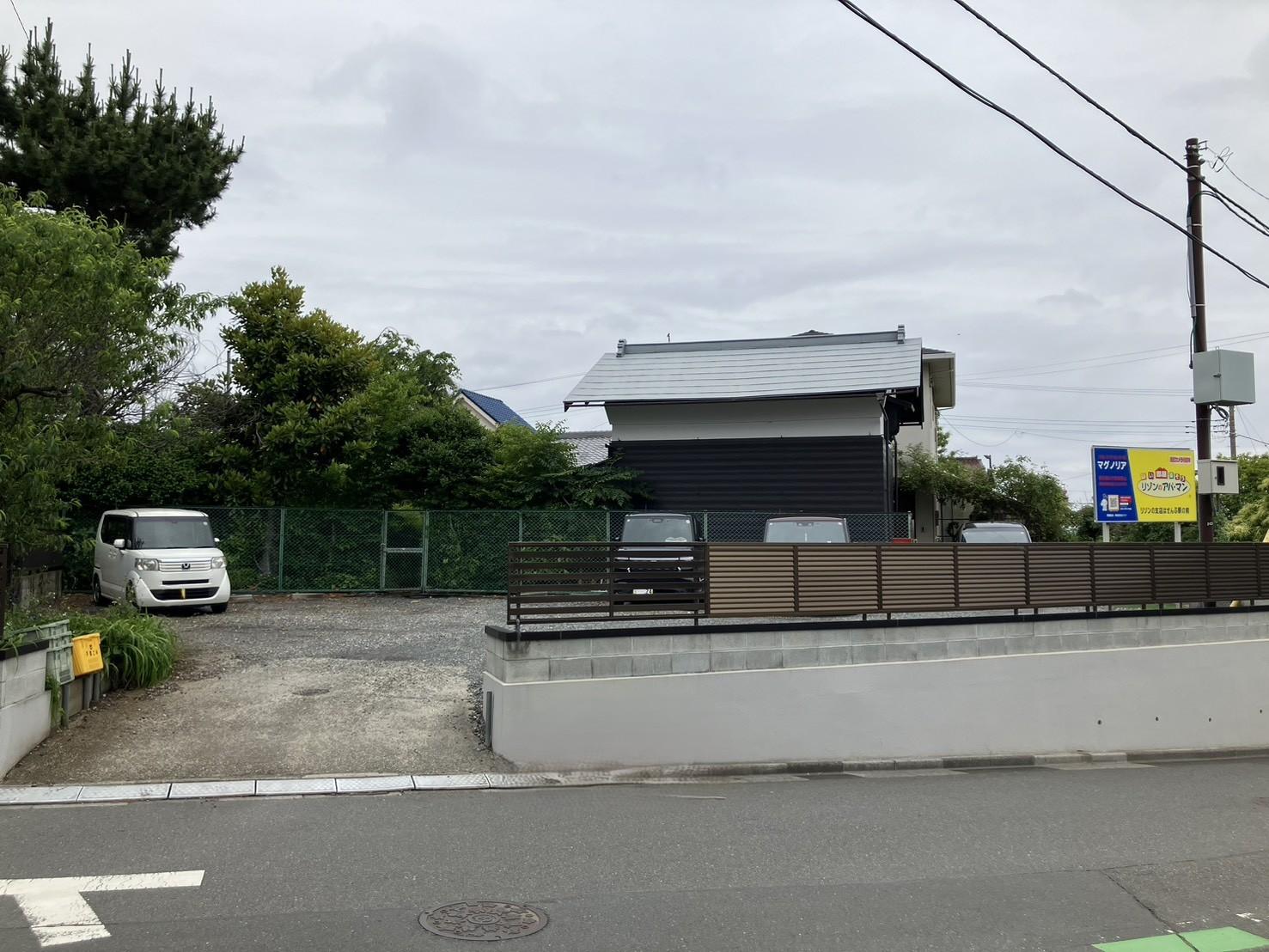 マグノリアの外観・駐車場イメージ1枚目