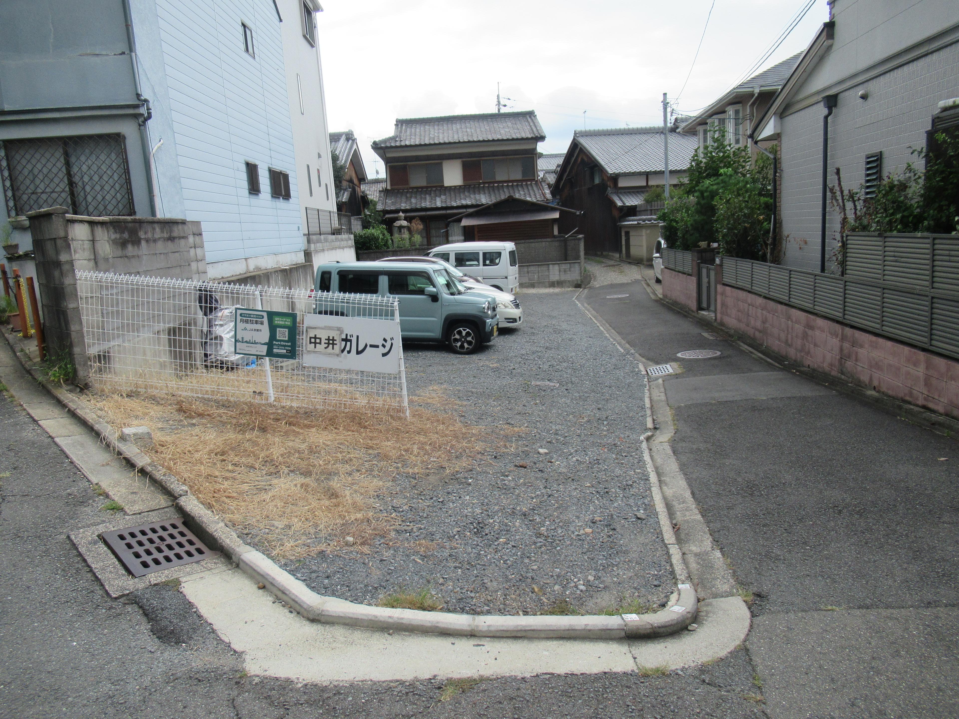 中井ガレージの外観・駐車場イメージ1枚目