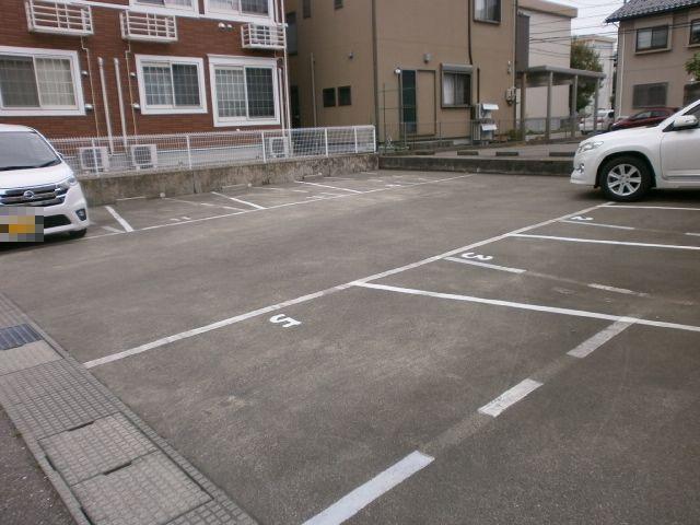 パーキング髙木№2の外観・駐車場イメージ1枚目