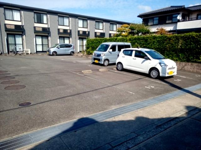 ＵＴＳＵＭＩ(40301)の外観・駐車場イメージ1枚目